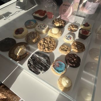 Crumbl - Temecula - Cookies - Bakeries Near Me - Temecula, California Crumbl - Temecula - Cookies - Bakeries Near Me - Temecula, California