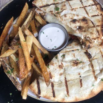 Café Latté - Grilled chicken and mozzarella with peppers - Modern European Near Me - Staten Island, New York Café Latté - Grilled chicken and mozzarella with peppers - Modern European Near Me - Staten Island, New York