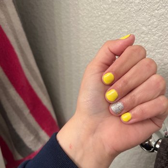 Divine Nails & Spa - Gel Mani - Nail Salons Near Me - Lathrop, California