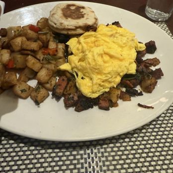 Brooklyn Diner USA - Pastrami Hash & Eggs - Diners Near Me - New York, New York