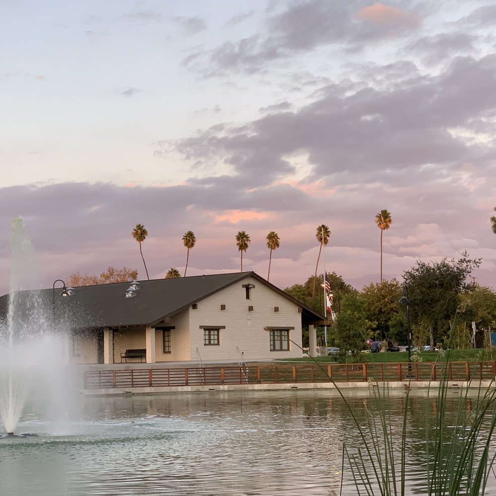 Wilderness Park - Beautiful sunset at Wilderness Park - Parks Near Me - Downey, California Wilderness Park - Beautiful sunset at Wilderness Park - Parks Near Me - Downey, California