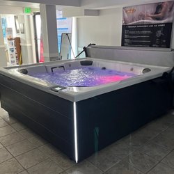 Van Dorn Pools & Spas