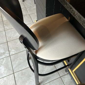 Mimi's Ethiopian - Comfy barstool (but no foot rail). - Ethiopian Near Me - Louisville, Kentucky Mimi's Ethiopian - Comfy barstool (but no foot rail). - Ethiopian Near Me - Louisville, Kentucky