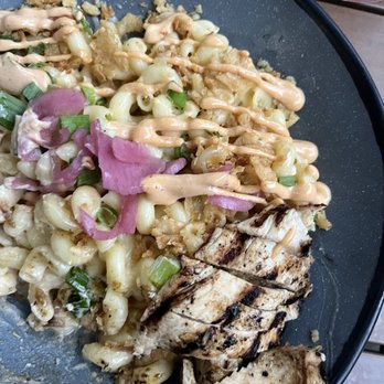 The Fairmount - Gouda mac with chicken - Wine Bars Near Me - Cleveland Heights, Ohio The Fairmount - Gouda mac with chicken - Wine Bars Near Me - Cleveland Heights, Ohio