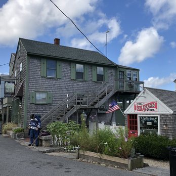 Bean & Leaf Cafe - Coffee & Tea Near Me - Rockport, Massachusetts