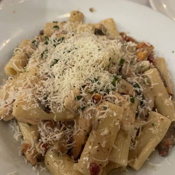 Romano's Macaroni Grill - Italian Near Me - Milpitas, California Romano's Macaroni Grill - Italian Near Me - Milpitas, California