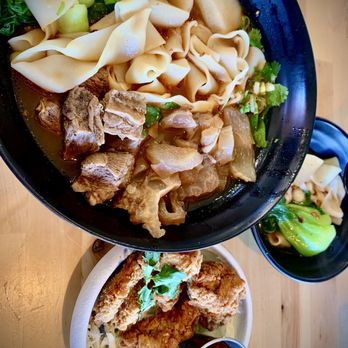 Social Eatery - Beef noodle soup and appetizers - Bubble Tea Near Me - Millbrae, California