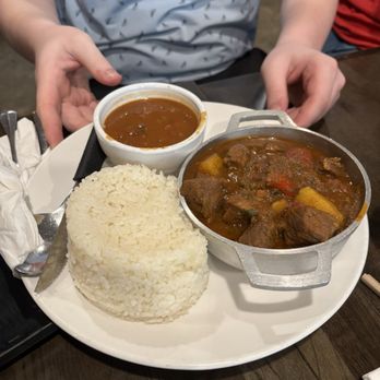 De Rican Chef - Holland Rd. - Carne Guisada - Latin American Near Me - Virginia Beach, Virginia De Rican Chef - Holland Rd. - Carne Guisada - Latin American Near Me - Virginia Beach, Virginia