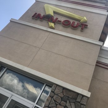 In-N-Out Burger - Burgers Near Me - Lebec, California