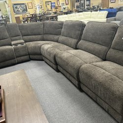 Select Furniture Galleries - 6 piece sectional with 3 recliners