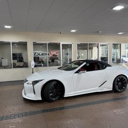 Lexus of Serramonte - Service time