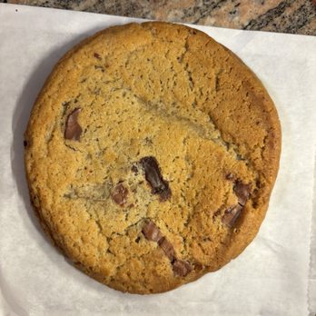 Bijoux French Pastry - Chocolate Chunk Cookie - Bakeries Near Me - Montclair, New Jersey