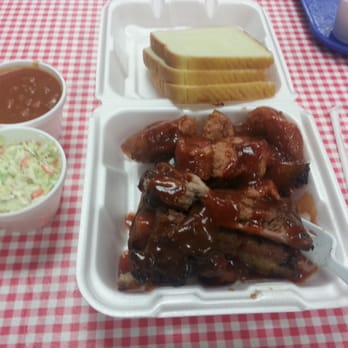 Carter's Bar-B-Que - BBQ Ribs and Link Sandwich with BBQ beans and Slaw...Texas Style! - Barbeque Near Me - Longview, Texas Carter's Bar-B-Que - BBQ Ribs and Link Sandwich with BBQ beans and Slaw...Texas Style! - Barbeque Near Me - Longview, Texas