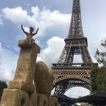 La Tour Eiffel - Landmarks & Historical Buildings Near Me - Paris, 75
