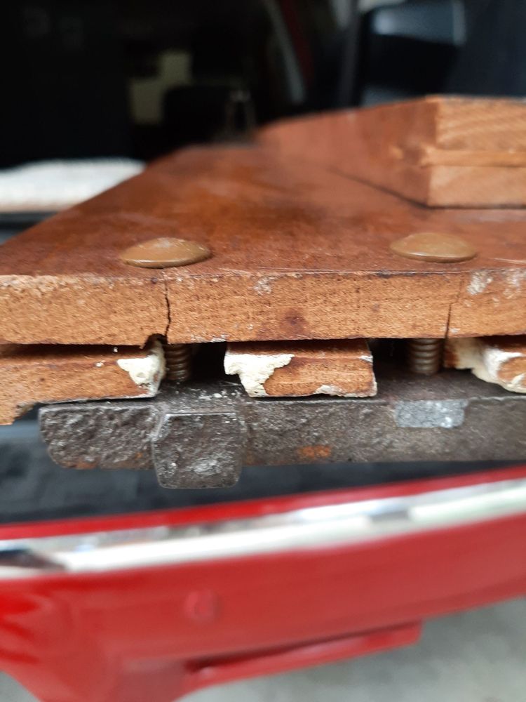 Austin Mobile Furniture Repair - upholstery in Austin, TX