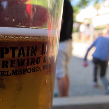 Captain Lawrence Brewing - There's dude playing boules in the background - Breweries Near Me - Elmsford, New York