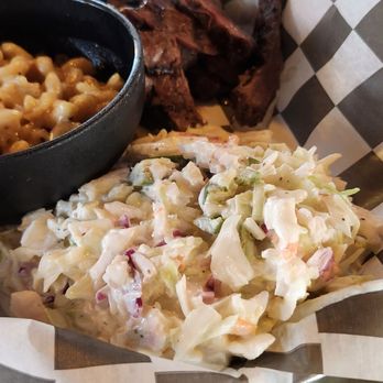 Crooked Finger Brewing - Macaroni and cheese, cold slaw and skirt steak - Brewpubs Near Me - Dublin, Georgia Crooked Finger Brewing - Macaroni and cheese, cold slaw and skirt steak - Brewpubs Near Me - Dublin, Georgia