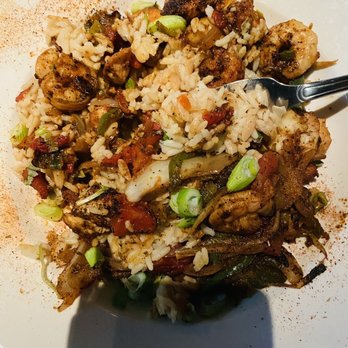 BJ's Restaurant & Brewhouse - Breweries Near Me - Lutz, Florida