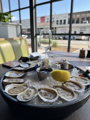 Cordelia Fishbar by null