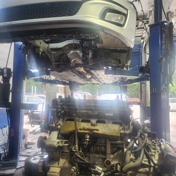 1. Cesar Auto Repairs and Towing Services