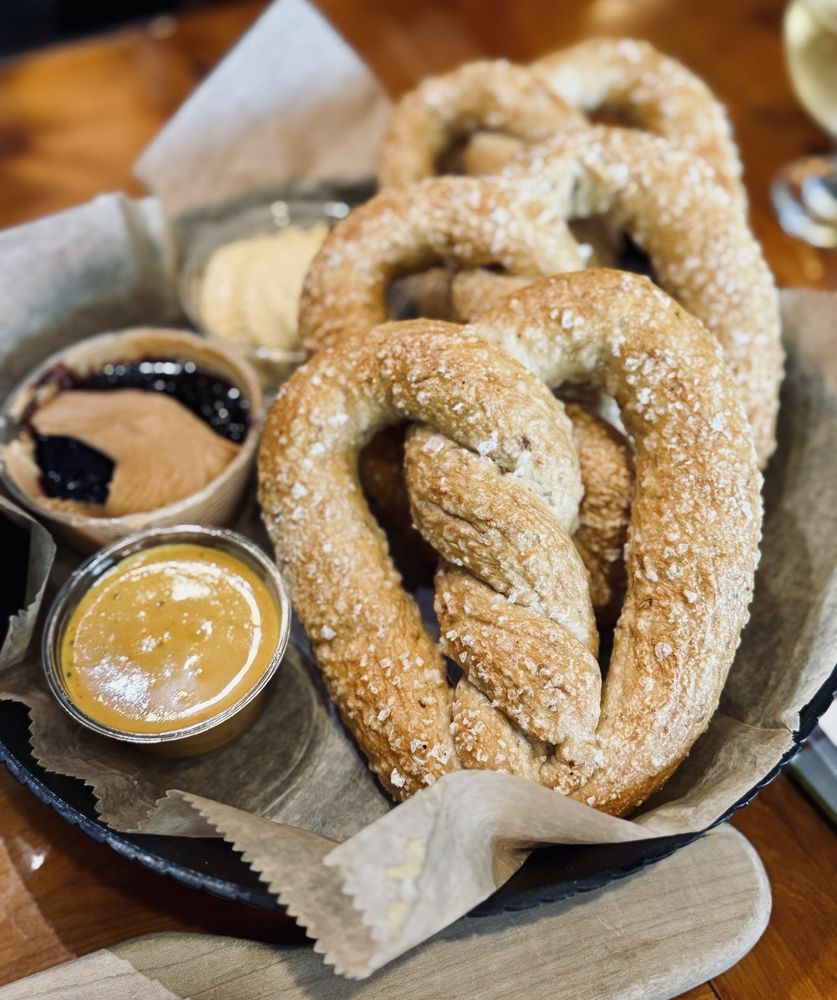 Short's Brewing Company