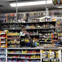 Tally-Ho Liquor - Billy is the best