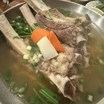 Ribs and Broth Moiliili - Beef rib egg noodle - Vietnamese Near Me - Honolulu, Hawaii Ribs and Broth Moiliili - Beef rib egg noodle - Vietnamese Near Me - Honolulu, Hawaii