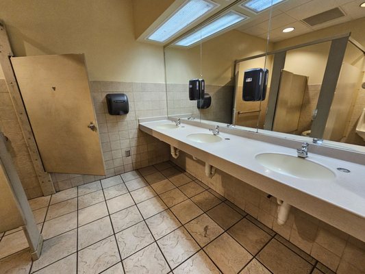 Maswik Food Court by null