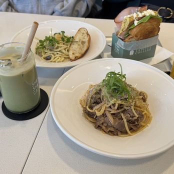 La Petite Colline - Bakeries Near Me - Toronto, Ontario