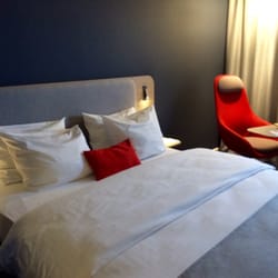 Holiday Inn Express Frankfurt - Messe - Comfy bed.