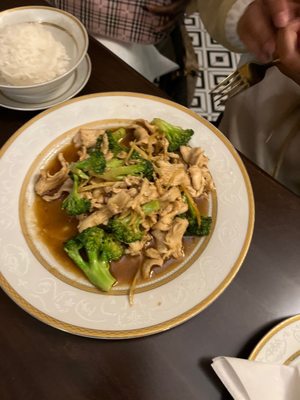 Manee Thai Cuisine Indy by null