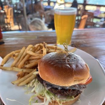 Sunnyside Marina - Burger is juicy - Boating Near Me - Tahoe City, California Sunnyside Marina - Burger is juicy - Boating Near Me - Tahoe City, California