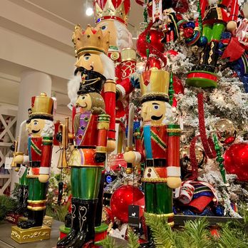 Amber Marie & Co - December 2022 - Holiday Decorations Near Me - Tulsa, Oklahoma Amber Marie & Co - December 2022 - Holiday Decorations Near Me - Tulsa, Oklahoma