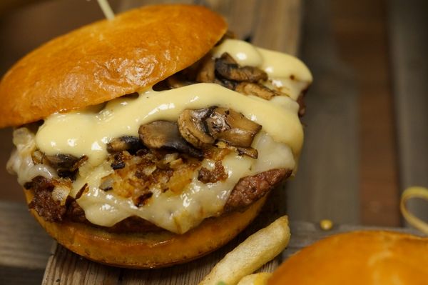 Aioli Gourmet Burgers by null