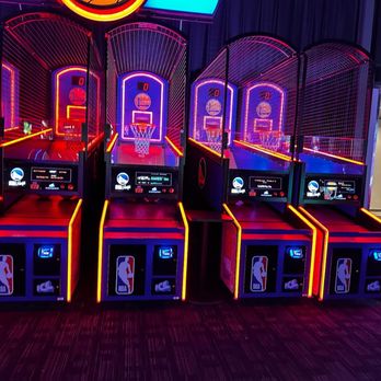 Dave & Buster's Modesto - a row of arcade machines - Arcades Near Me - Modesto, California Dave & Buster's Modesto - a row of arcade machines - Arcades Near Me - Modesto, California