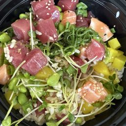 Large Poke Bowl* Large Poke Bowl*