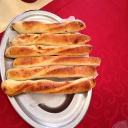 pomodoro e basilico - Vorspeise Pizzastangen mit Salz und Gewürzen