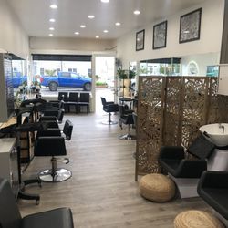 Studio 822 - Pictures of the salon