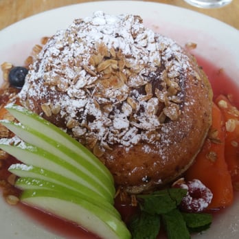 M henry - Cinnamon roll french toast - Breakfast & Brunch Near Me - Chicago, Illinois M henry - Cinnamon roll french toast - Breakfast & Brunch Near Me - Chicago, Illinois