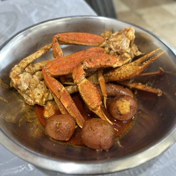 Crimson Crab - $13.99 colossal crab cluster wed/fri only ALL DAY - Seafood Near Me - Houston, Texas Crimson Crab - $13.99 colossal crab cluster wed/fri only ALL DAY - Seafood Near Me - Houston, Texas