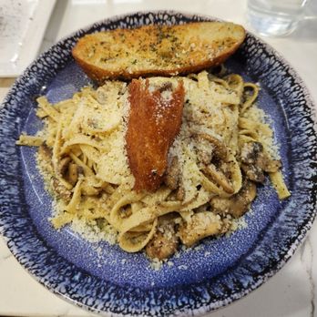 Utopia Caffe - Cacio e pepe - Breakfast & Brunch Near Me - Tustin, California