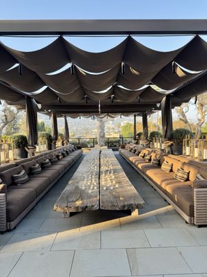 RH West Hollywood | The Gallery on Melrose Avenue by null