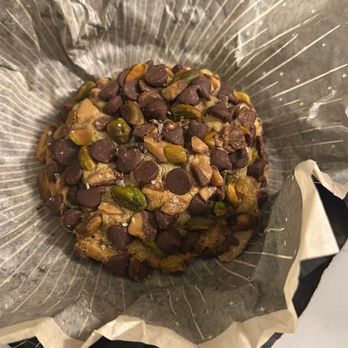 Gideon's Bakehouse - Pistachio chocolate chip cookie - Bakeries Near Me - Orlando, Florida Gideon's Bakehouse - Pistachio chocolate chip cookie - Bakeries Near Me - Orlando, Florida