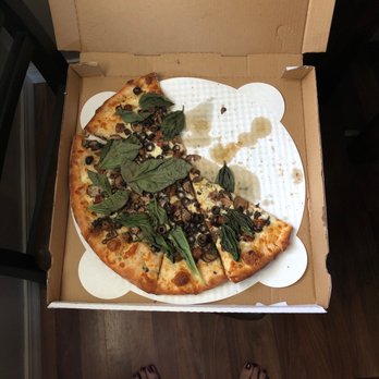 Acre Pizza - The sausage and basil New York - Pizza Near Me - Petaluma, California Acre Pizza - The sausage and basil New York - Pizza Near Me - Petaluma, California