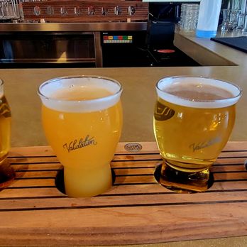 Validation Ale - 4-5floz Taster Flight (12/07/23). @ValidationAle #SantaBarbara #Brewery #CraftBeer #Beer #DrinkPorn - Breweries Near Me - Santa Barbara, California