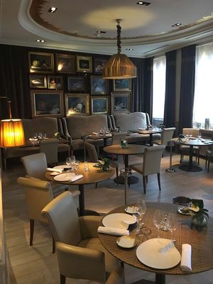 Hotel & Spa Le Grand Monarque Chartres by null