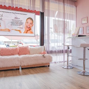 Facial Cafe Skin Care Salon - Skin Care Near Me - Orange, California Facial Cafe Skin Care Salon - Skin Care Near Me - Orange, California