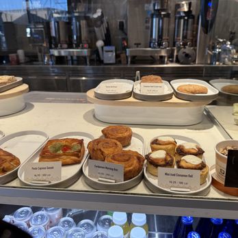 Peet's Coffee - January 2026 - Coffee & Tea Near Me - Brentwood, California Peet's Coffee - January 2026 - Coffee & Tea Near Me - Brentwood, California