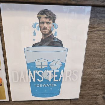 We Be Book'N - Themed drinks for Fourth Wing trivia - Bookstores Near Me - Monroe, Washington