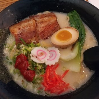 Uma Uma - Tonkotsu ramen with original charsu and spicy level 3 - Ramen Near Me - Ellicott City, Maryland